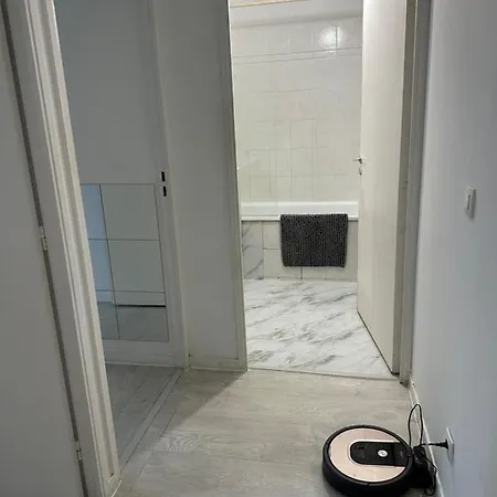 Gare Grignon Apartament Plaisir